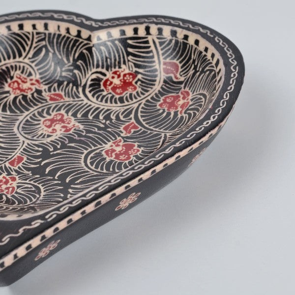 Batik Berpadu dengan Makanan? Bisa!