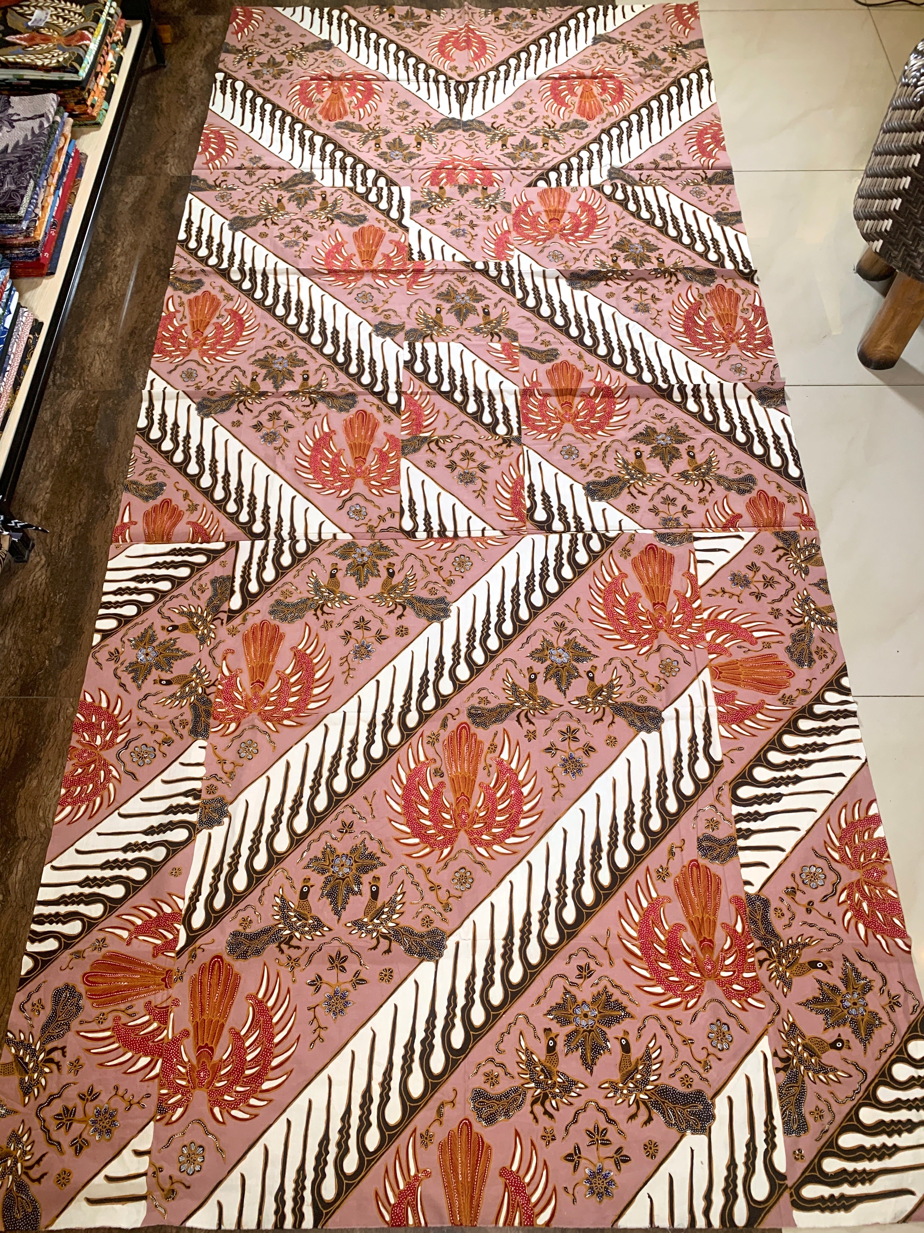 Batik Tulis Pekalongan KH-02.5575