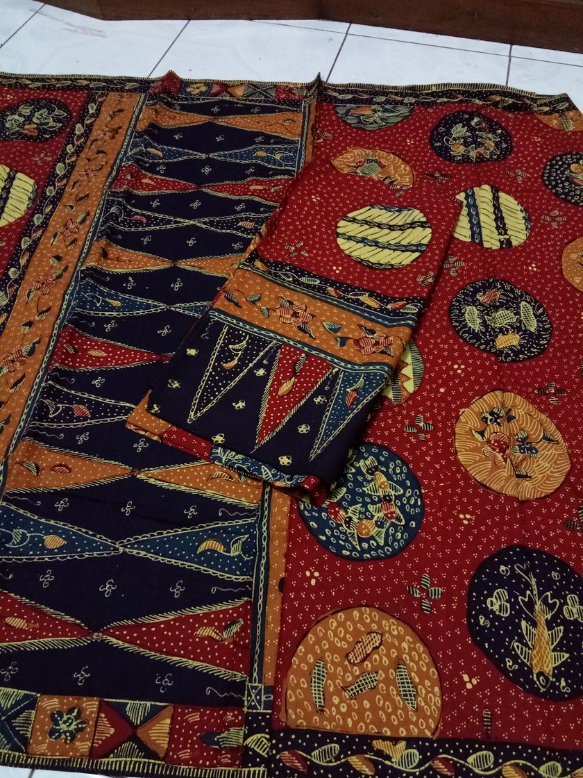 Kain sarung + selendang piring lampadan tulis 5n3535xn64g799t6nn2z5rqbbx