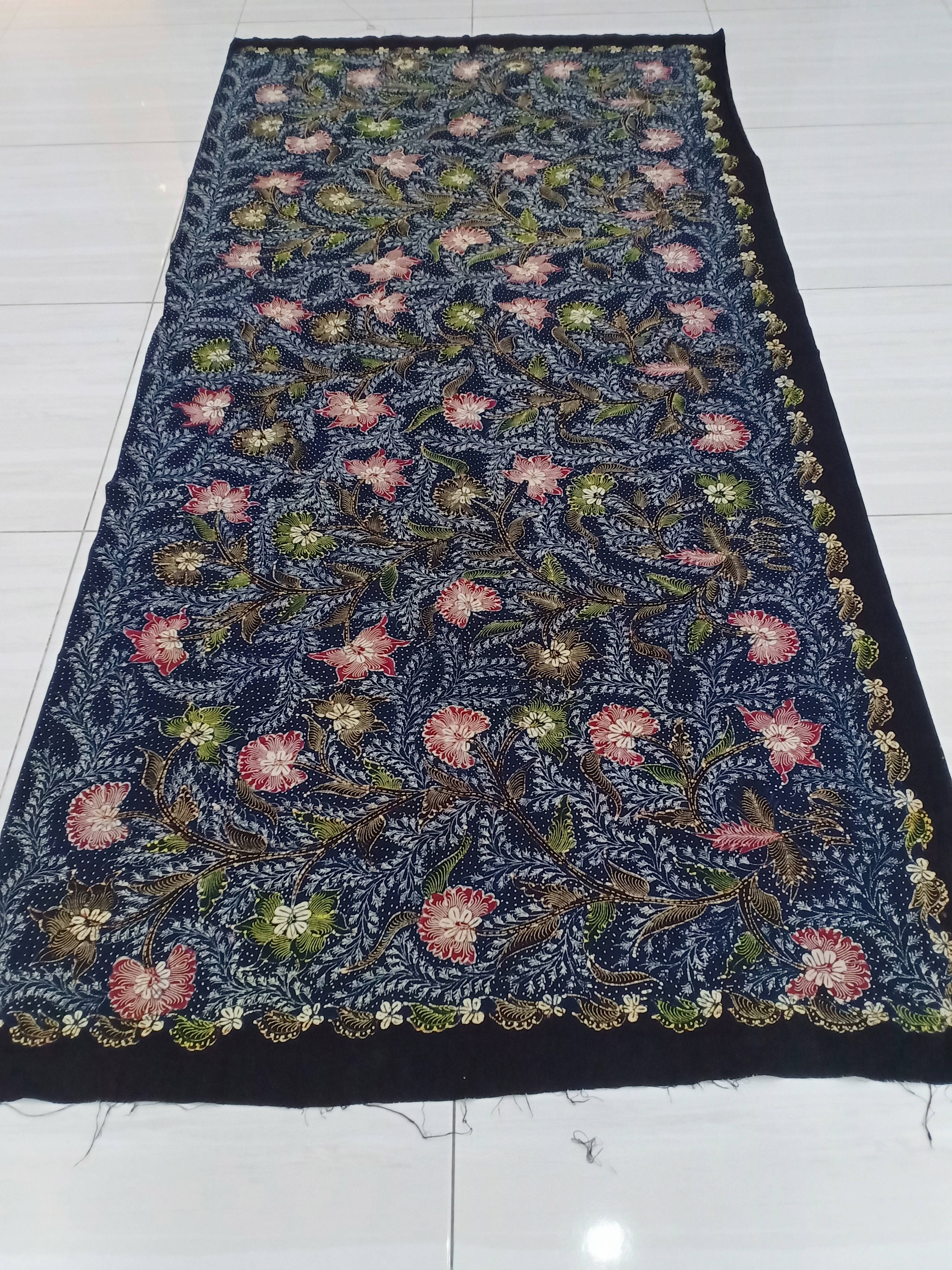 Batik Tulis Tanjung Bumi Motif Cakar Ayam Warna Biru