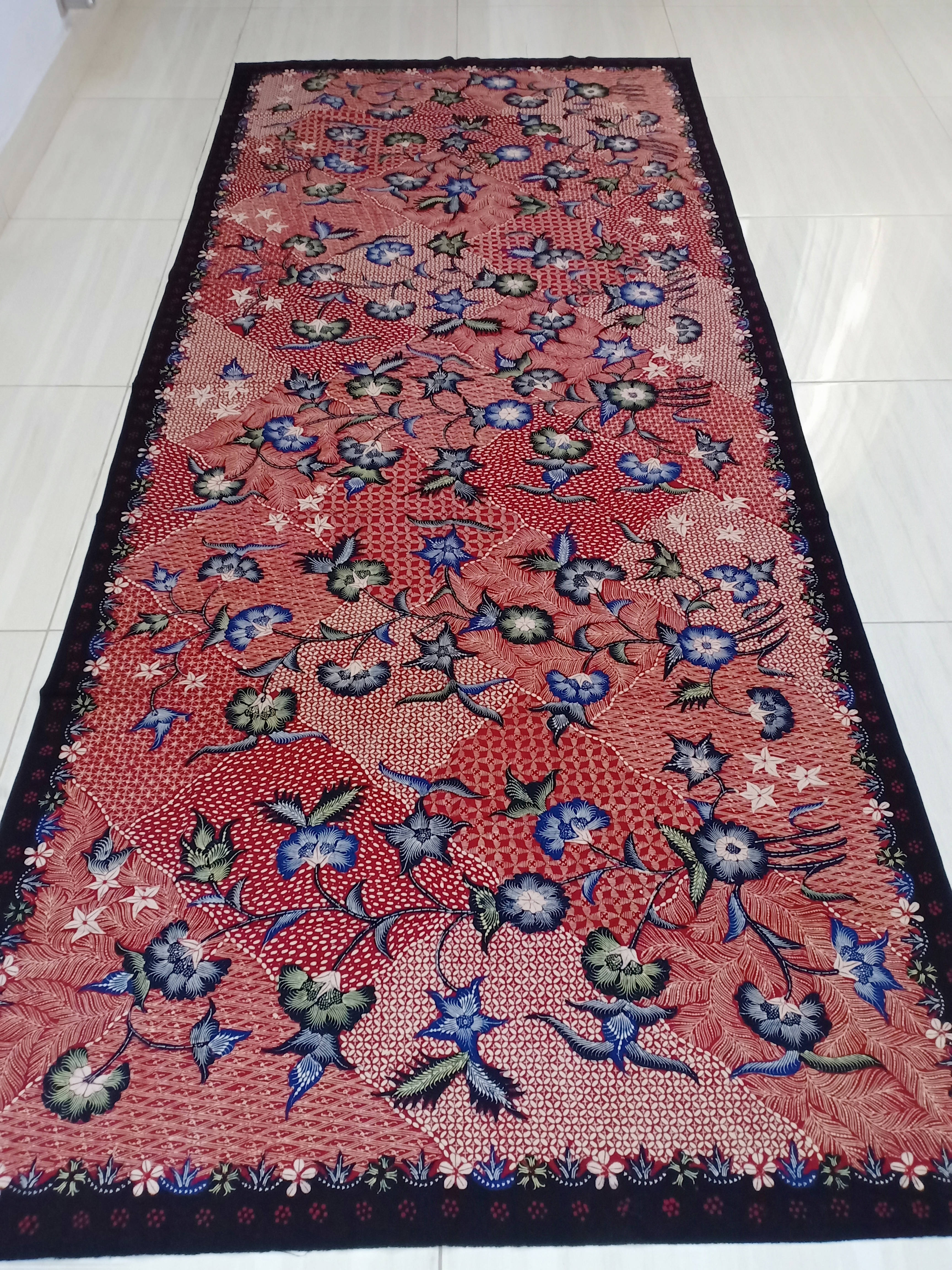 Batik Tulis Tanjung Bumi Motif Kombinasi Merah