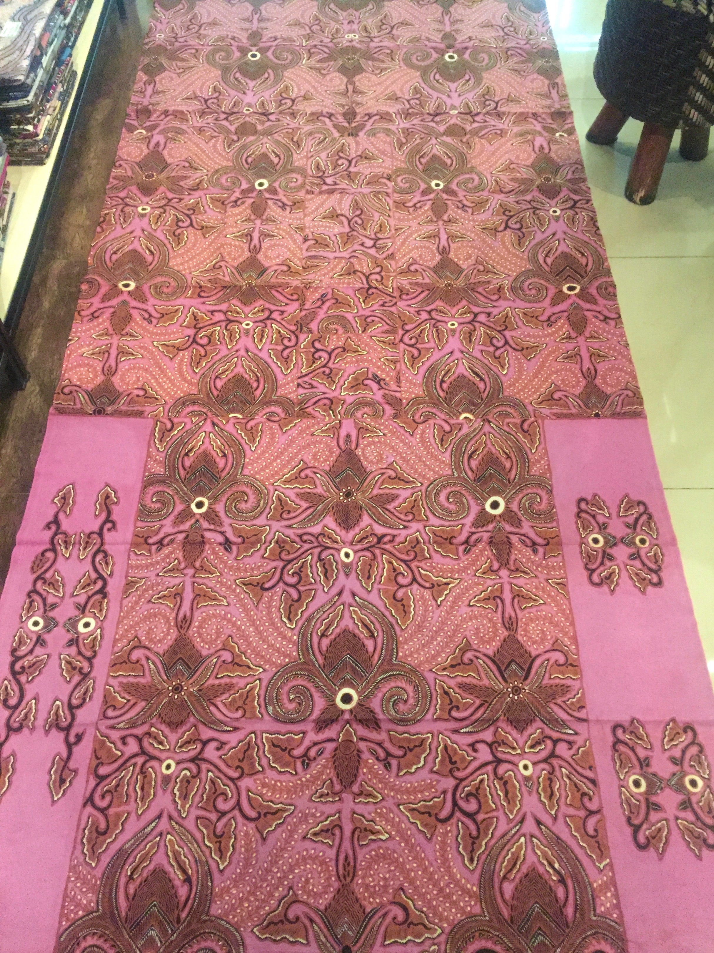 Batik Tulis Pekalongan KH-02.5218