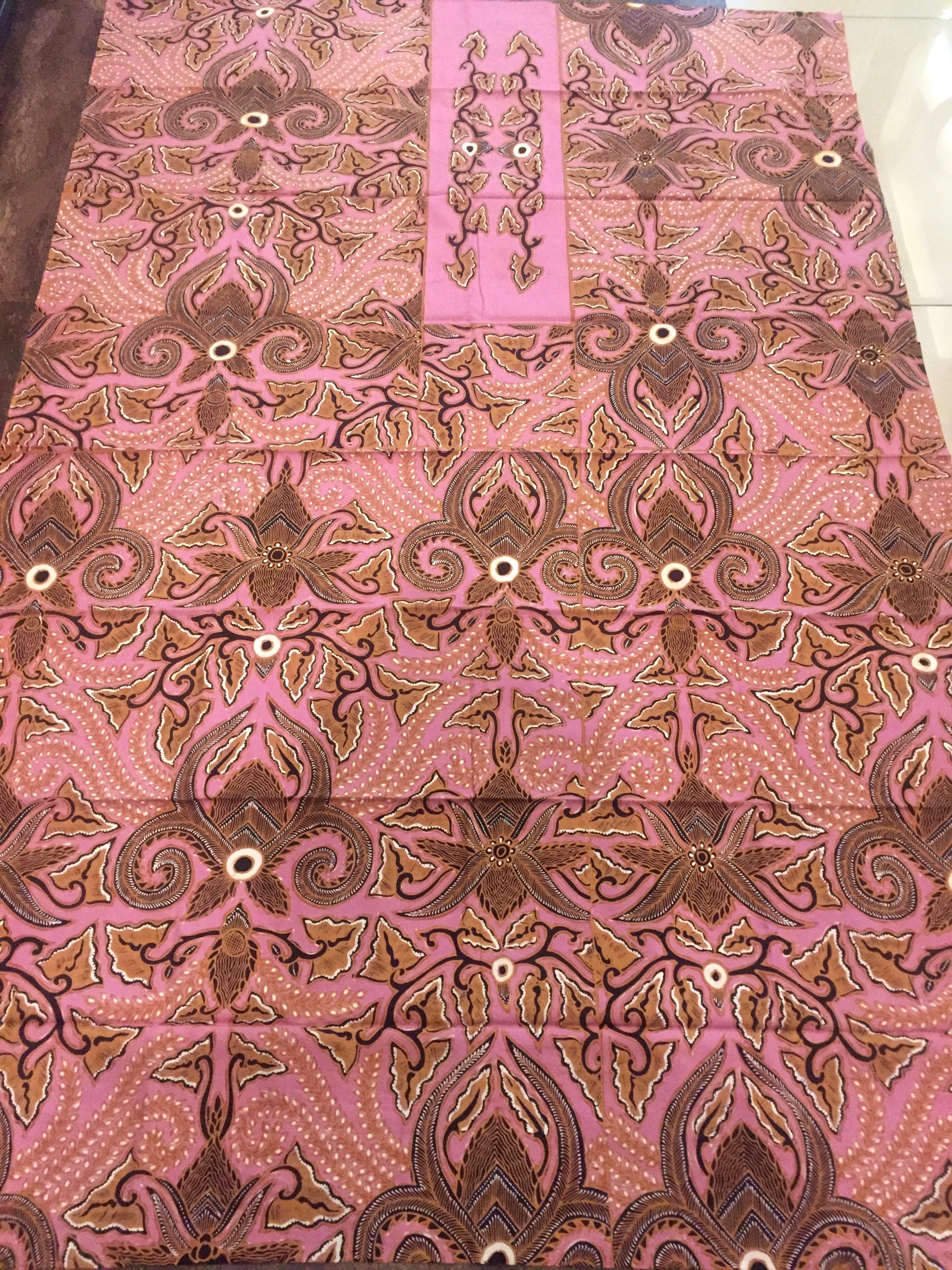 Batik Tulis Pekalongan KH-17.5877
