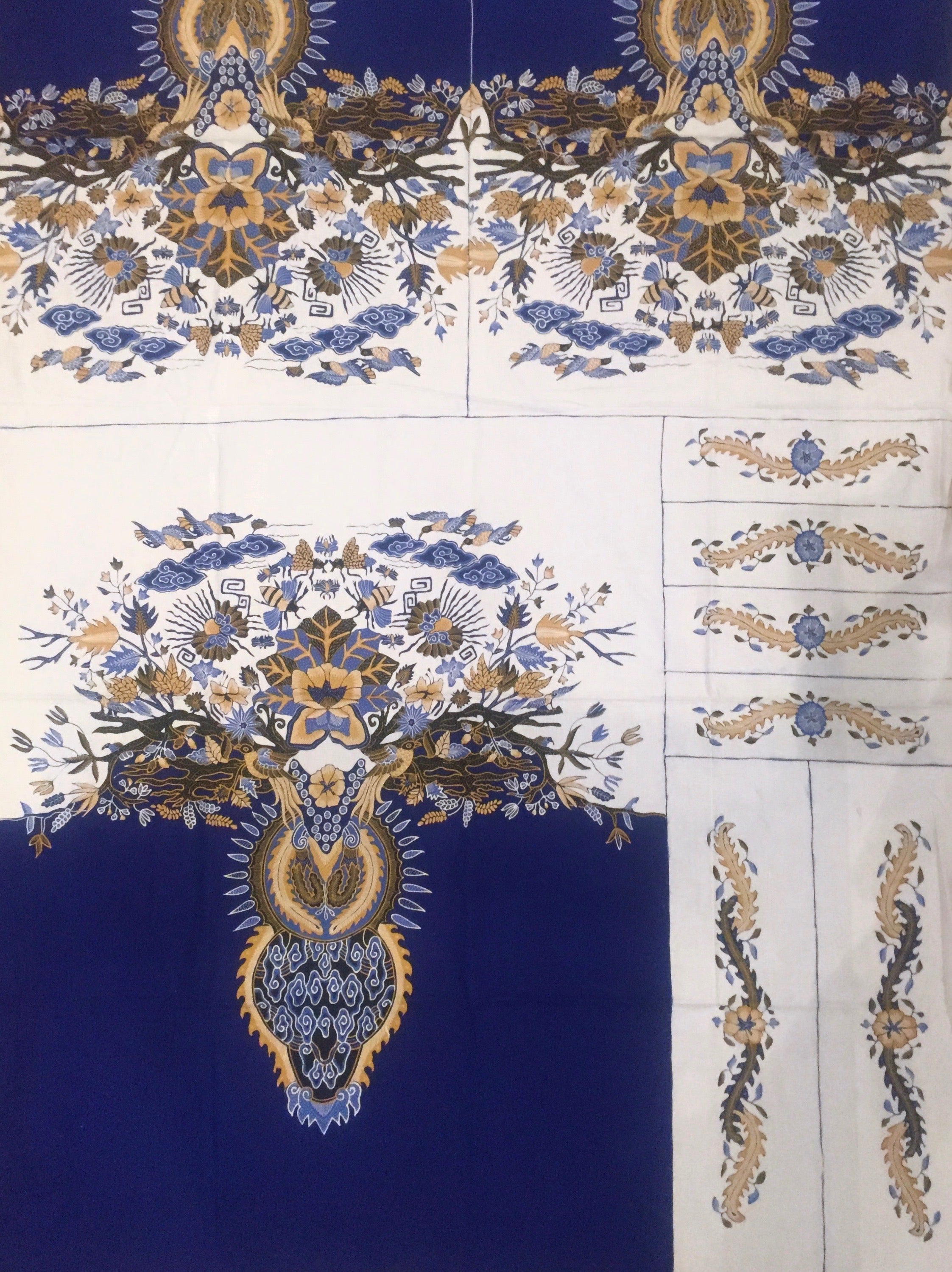 Batik Tulis Cirebon KH-22.8435