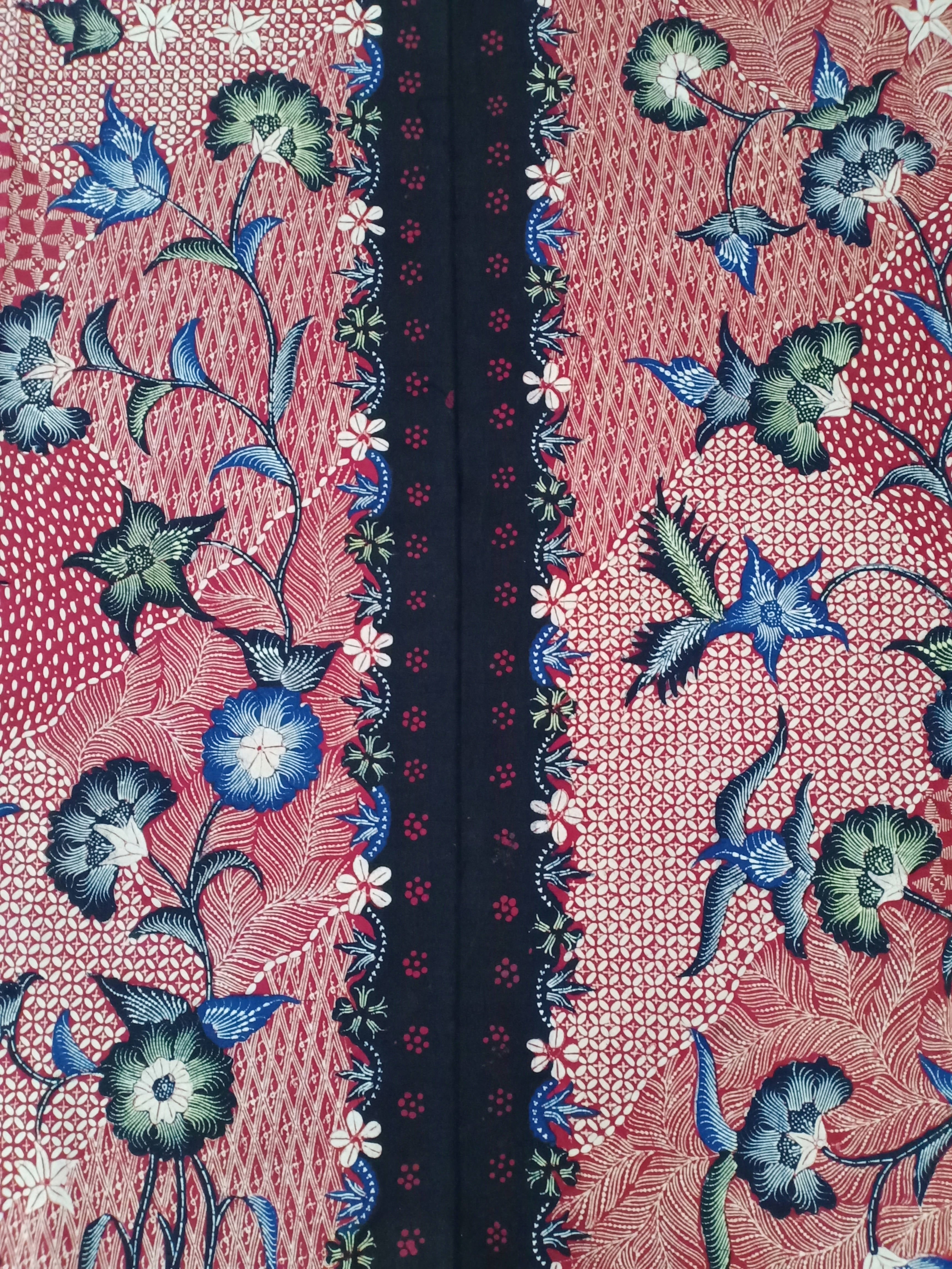 Batik Tulis Tanjung Bumi Motif Kombinasi Merah