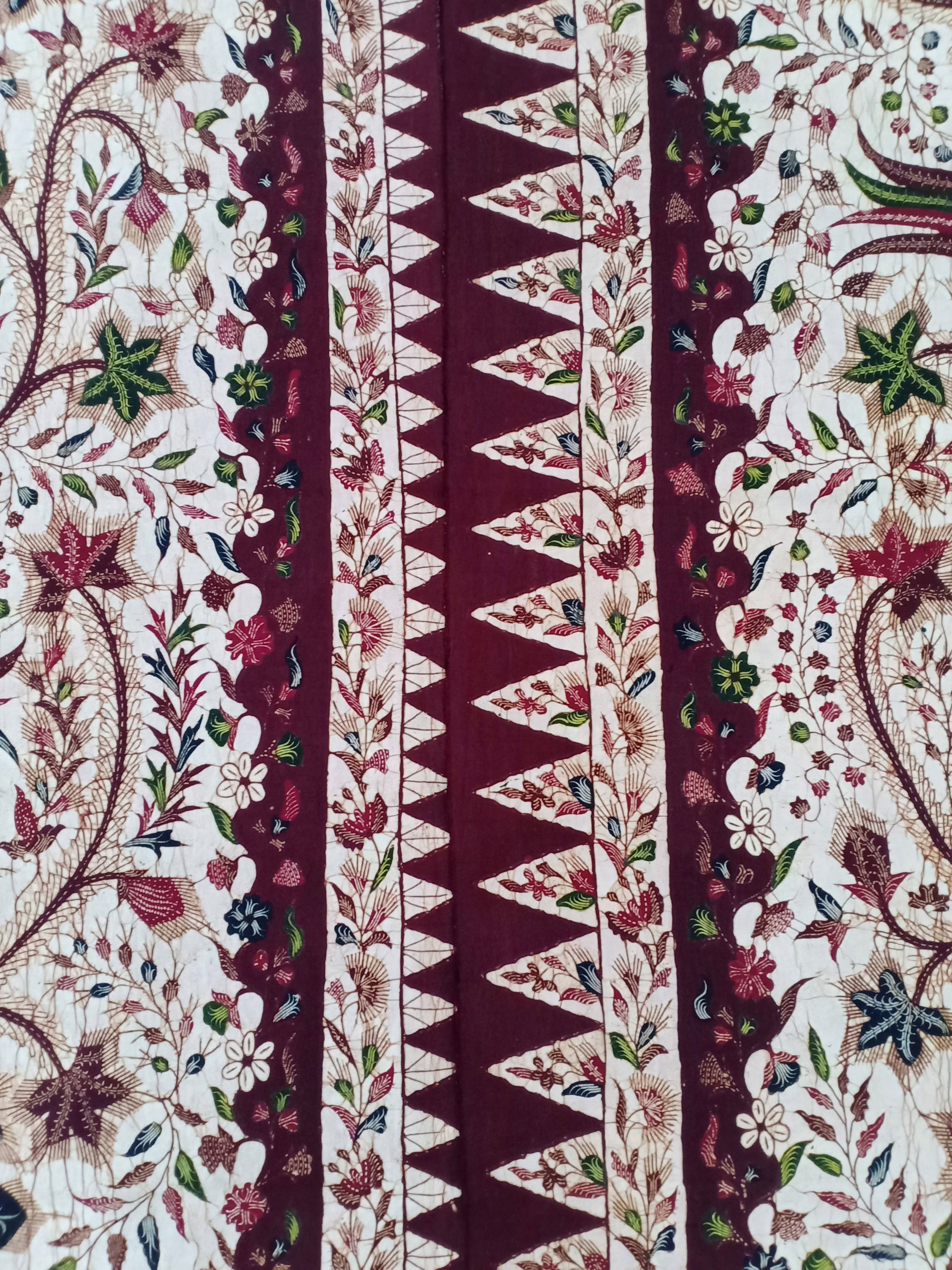 Batik Tulis Tanjung Bumi Motif Burung Perkutut Gentongan Coklat