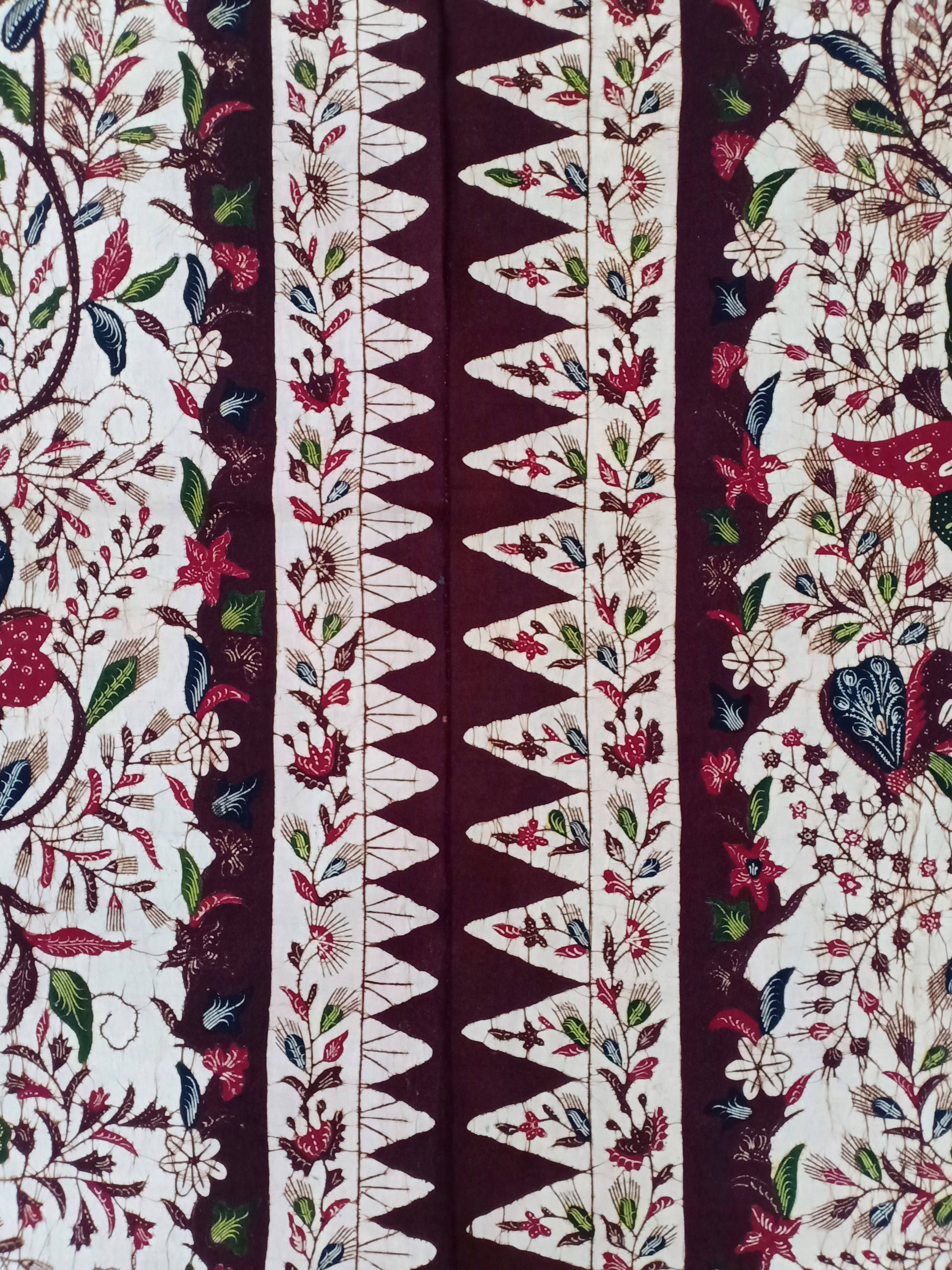 Batik Tulis Tanjung Bumi Motif Kupu-kupu Gentongan Coklat