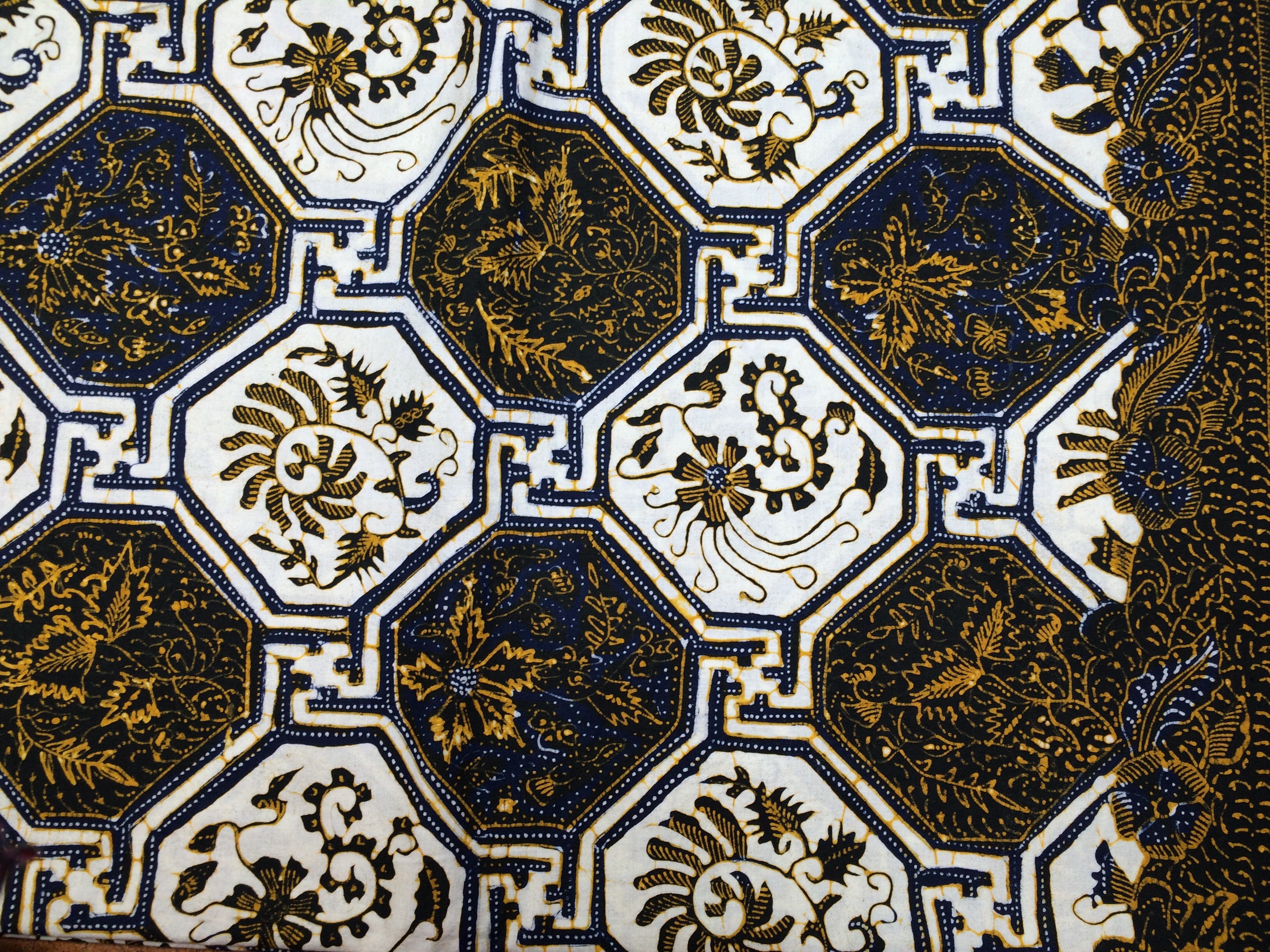 Batik Tulis Cirebon KA-BAT-CI-W-3934