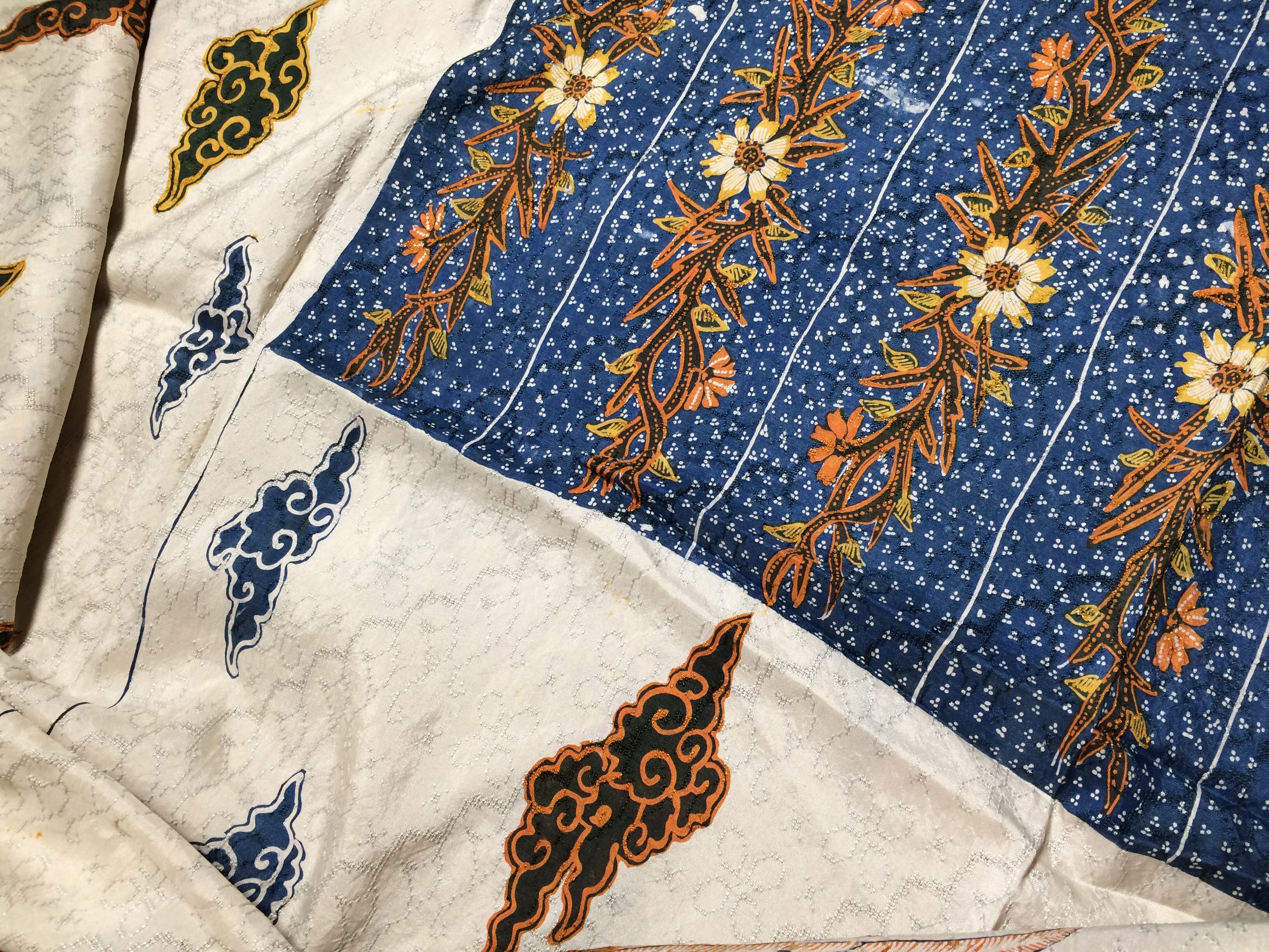 Batik Tulis Cirebon KA-BAT-CI-W-4032