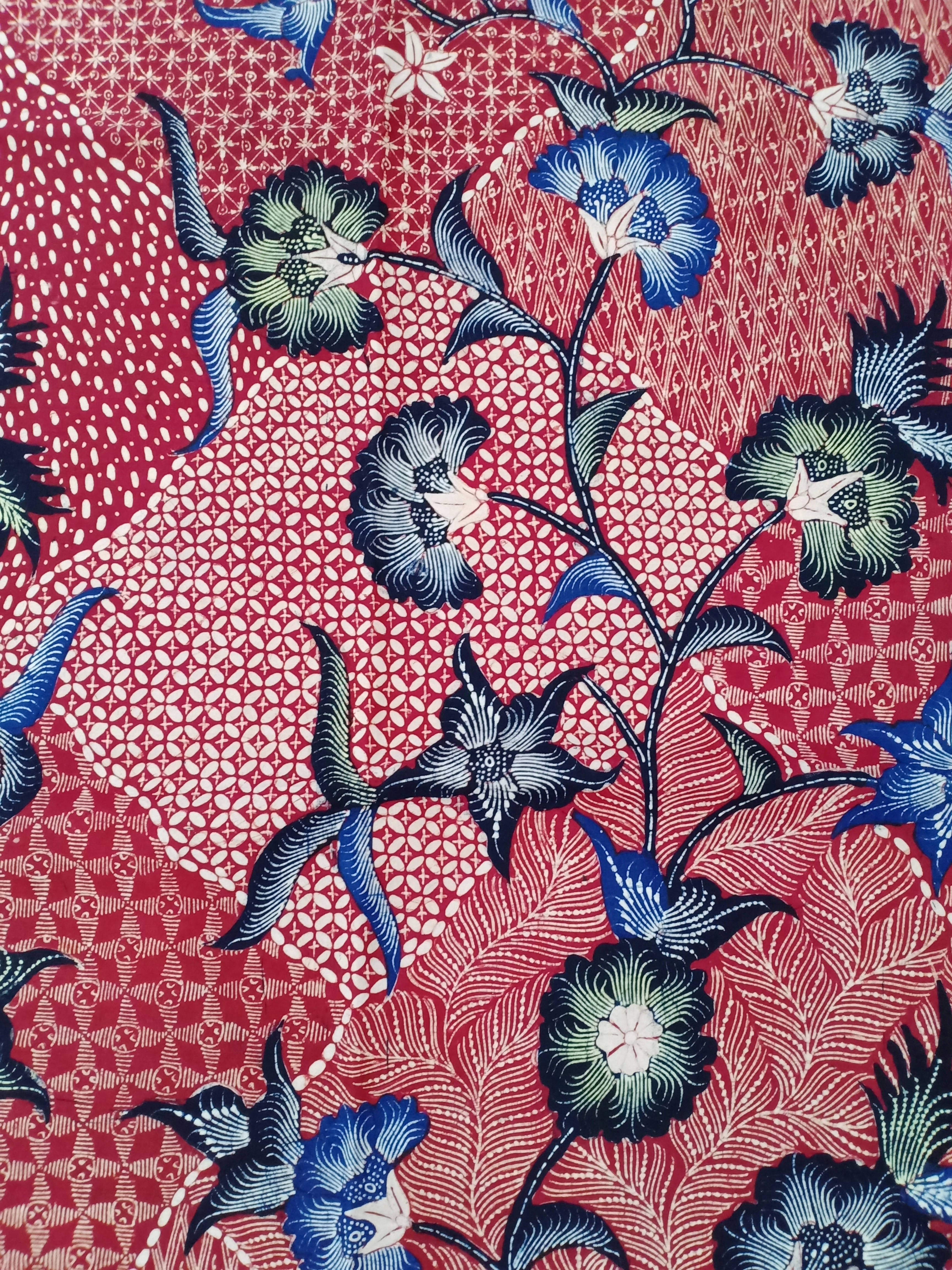 Batik Tulis Tanjung Bumi Motif Kombinasi Merah