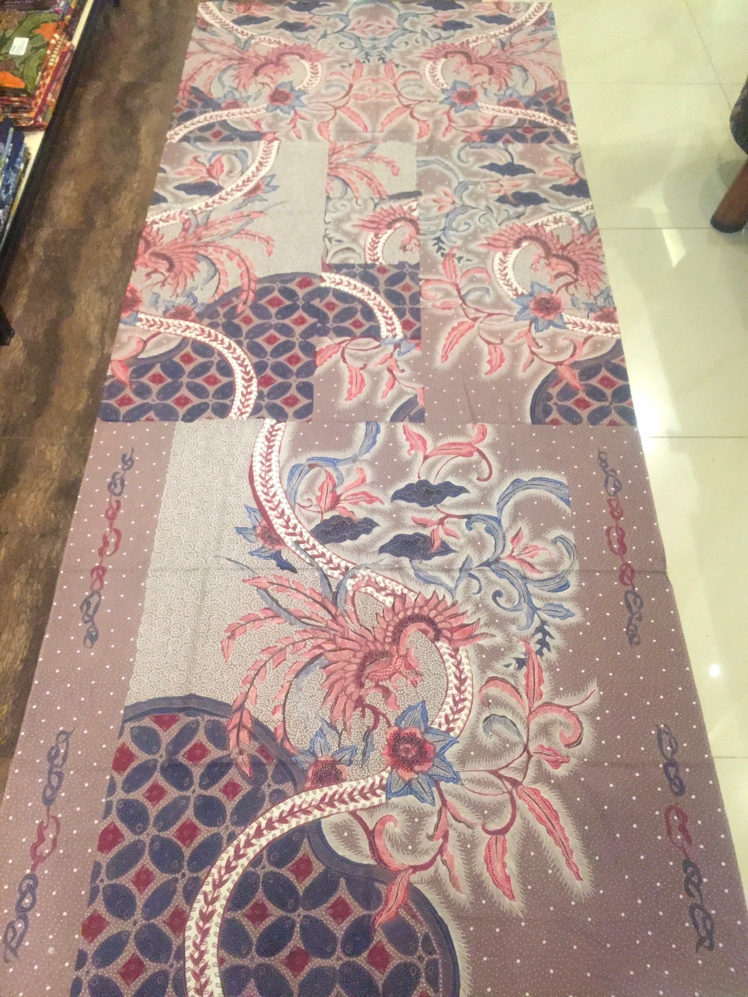 Batik Tulis Pekalongan KB-10.4988