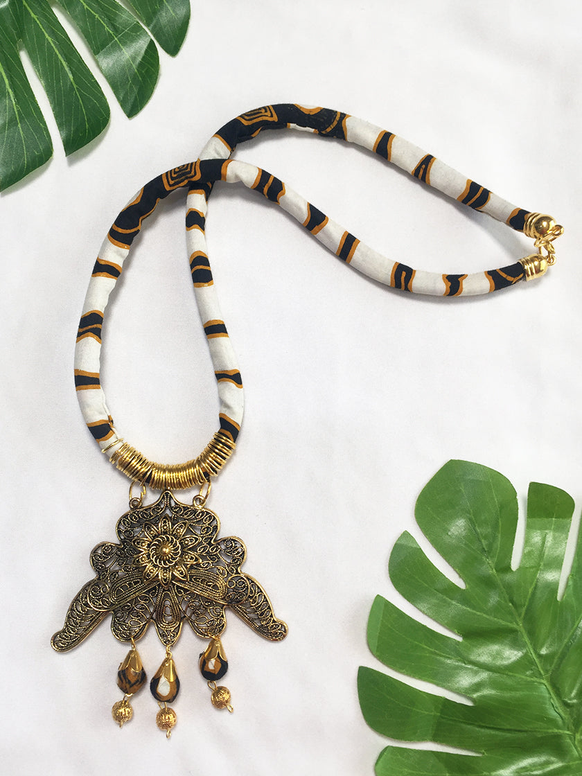 Kalung Batik Tulis K0002-77