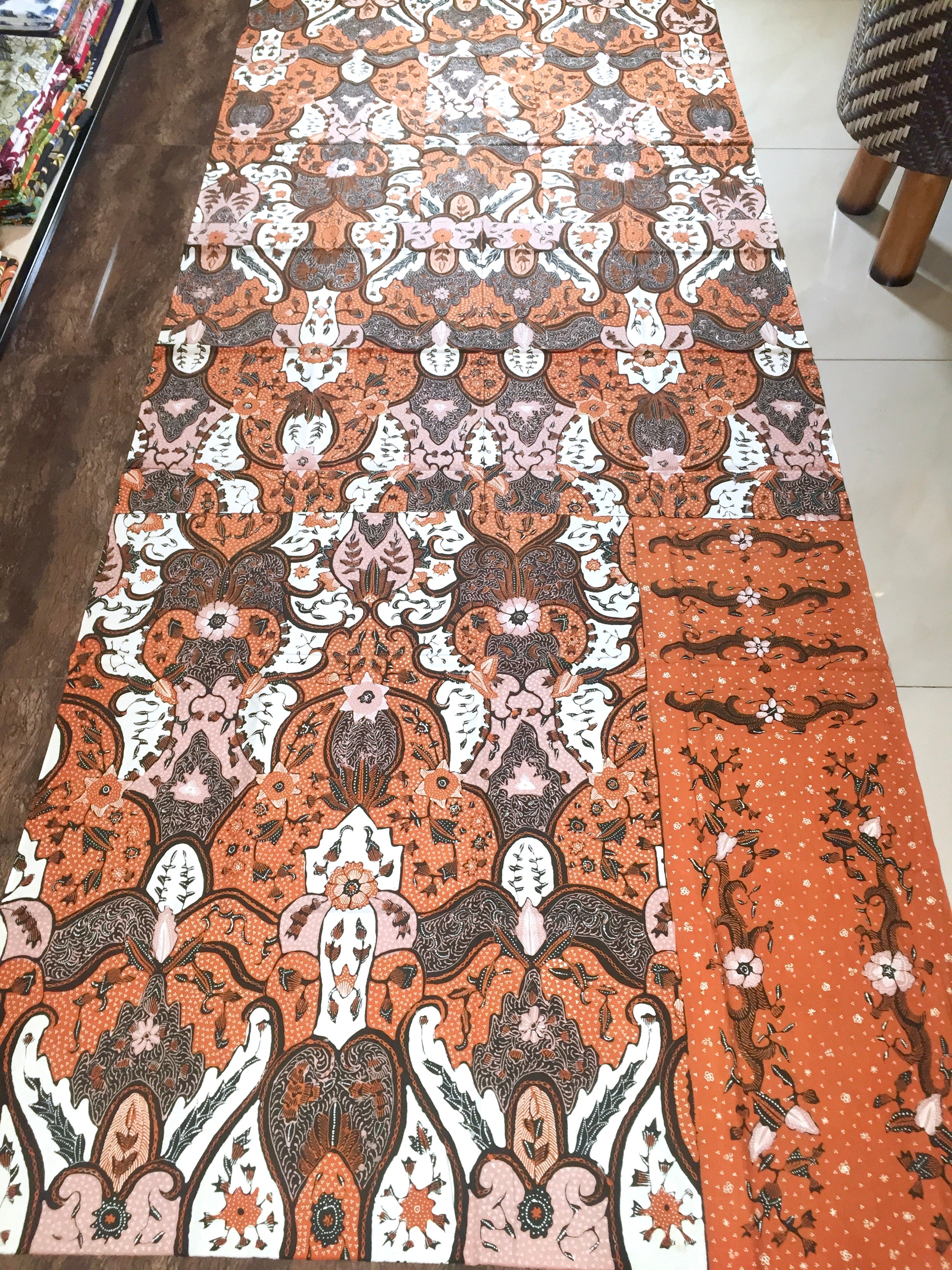 Batik Tulis Cirebon KB-20.4144